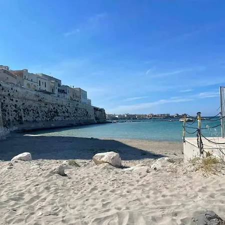 Lo Spioncino Daire Otranto